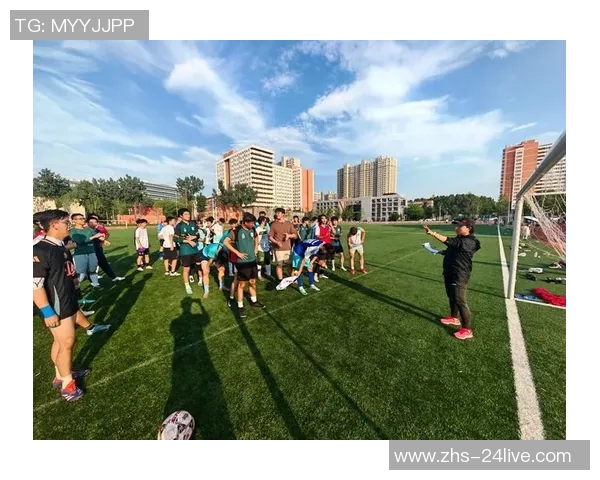 足球演员的魅力与挑战：在绿茵场上演绎人生的精彩瞬间